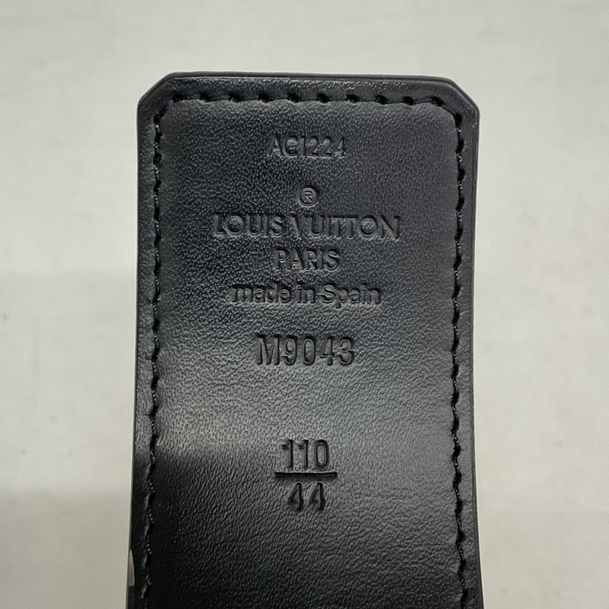 【6db1336-k】ルイヴィトン ベルト モノグラム・エクリプス LVイニシャル40MMリバーシブル M9043Q ブラック【中古】メンズ