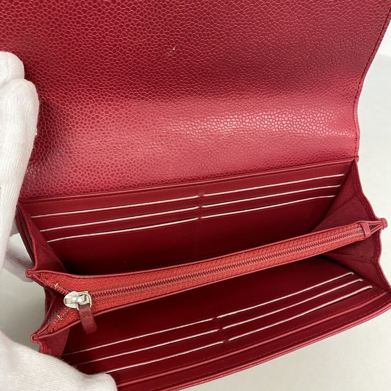 【6db1379-k】シャネル 長財布 マトラッセ キャビアスキン レッド シルバー金具【中古】レディース