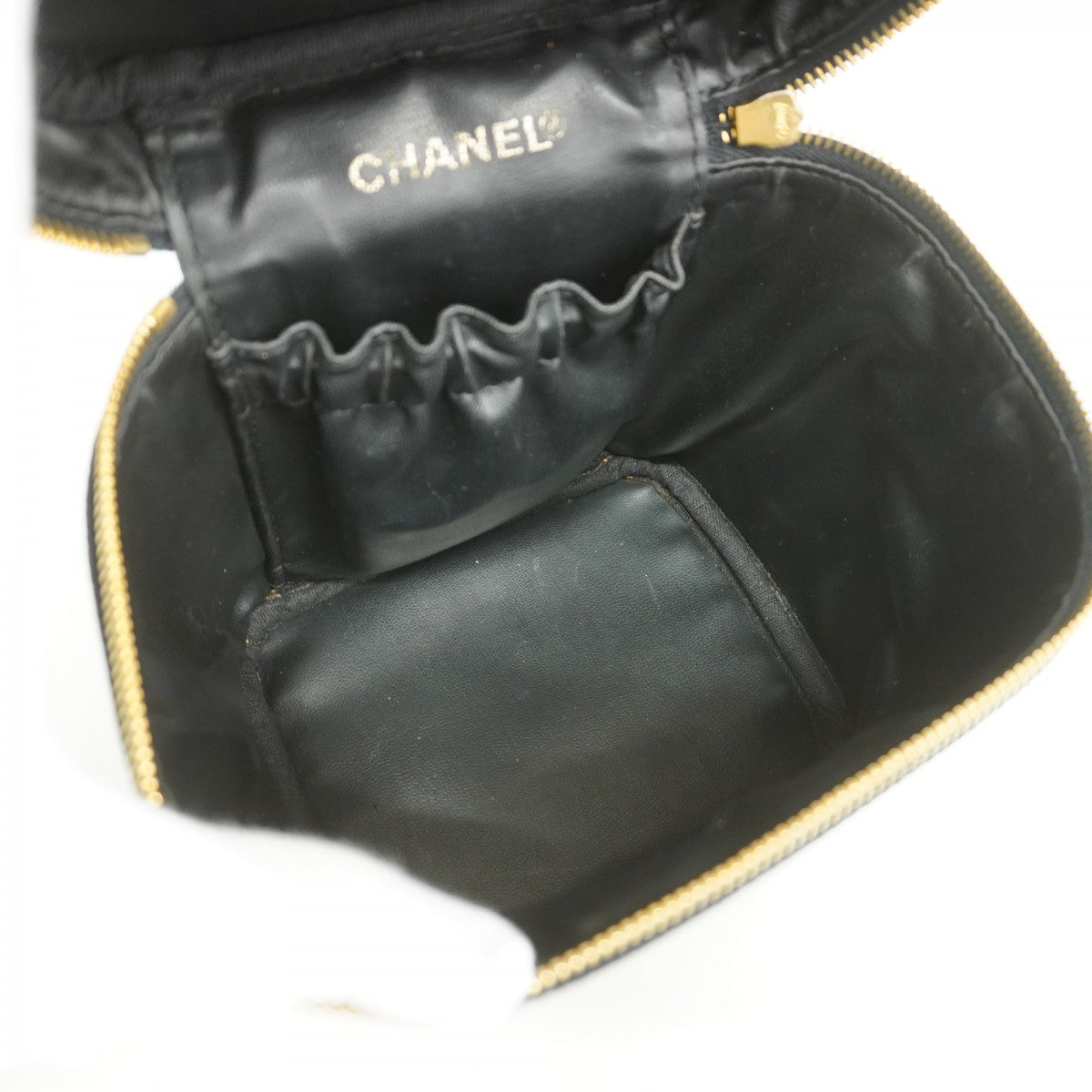 【6db1612-k】シャネル バニティバッグ キャビアスキン ブラック ゴールド金具【中古】レディース