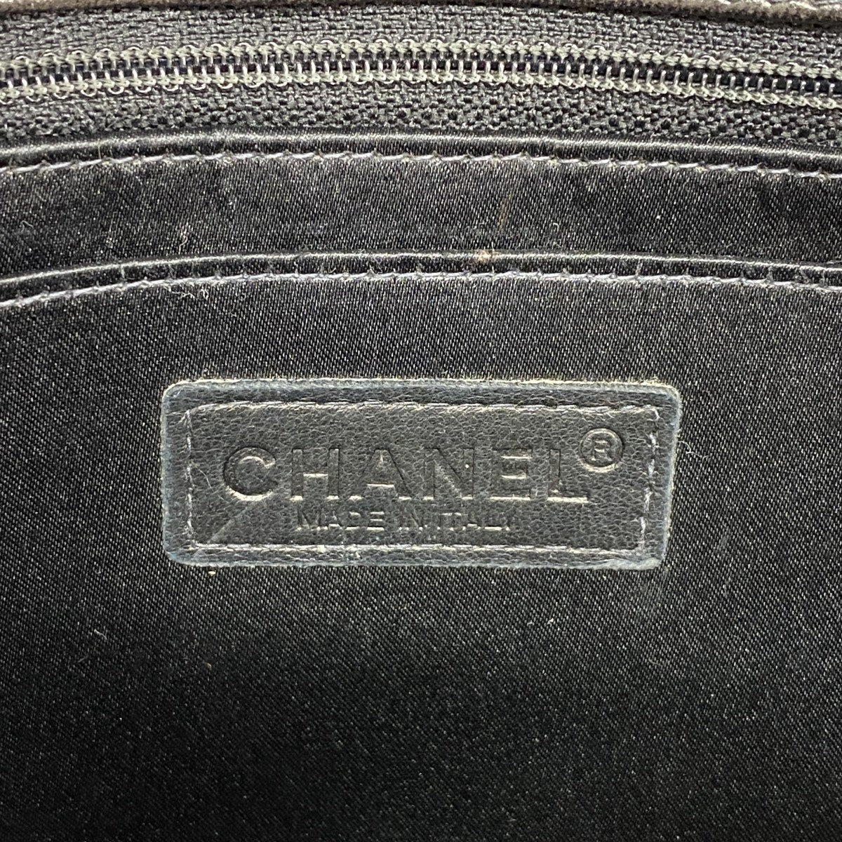 ★最終価格★SALE【6dc2885】シャネル ショルダーバッグ ニュートラベル Wチェーン ナイロン ブラック シルバー金具【中古】レディース