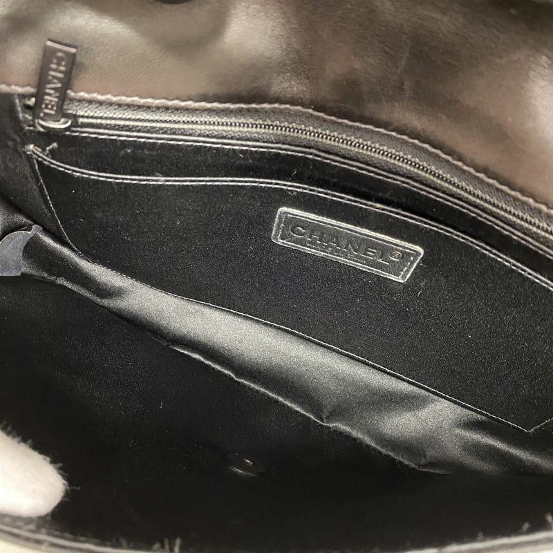 ★最終価格★SALE【6dc2885】シャネル ショルダーバッグ ニュートラベル Wチェーン ナイロン ブラック シルバー金具【中古】レディース