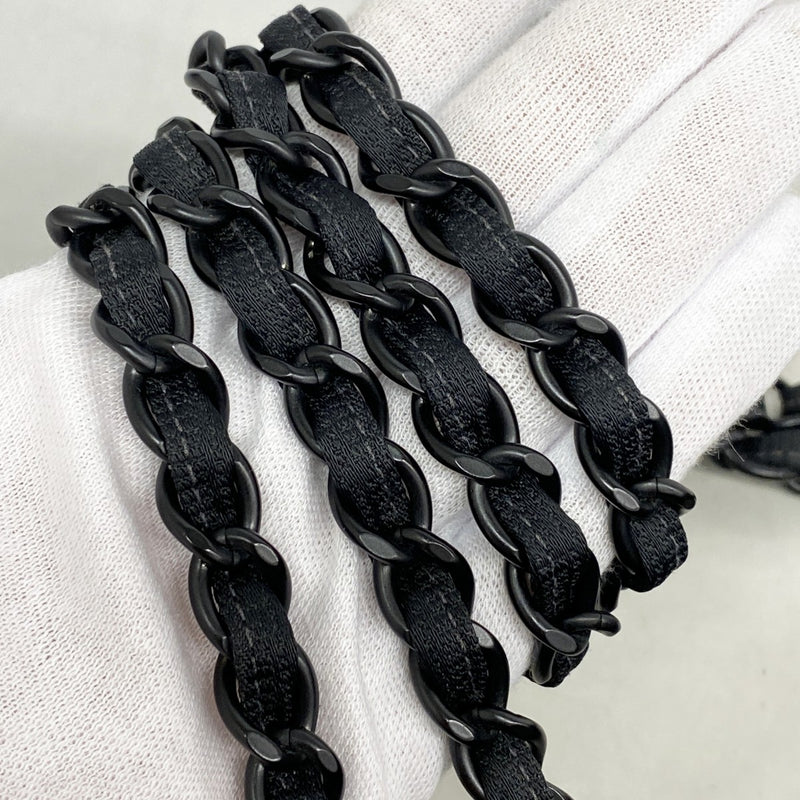★最終価格★SALE【6dc2885】シャネル ショルダーバッグ ニュートラベル Wチェーン ナイロン ブラック シルバー金具【中古】レディース