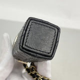 ★最終価格★SALE【6dc3766-k】シャネル リップケース マトラッセ ラムスキン ブラック シャンパンゴールド金具【中古】レディース