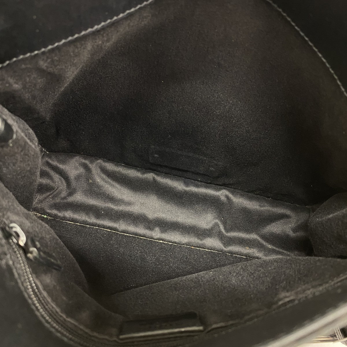 ★最終価格★SALE【6dd5478-k】グッチ ショルダーバッグ GGキャンバス 91762 キャンバス ブラック シルバー金具【中古】レディース