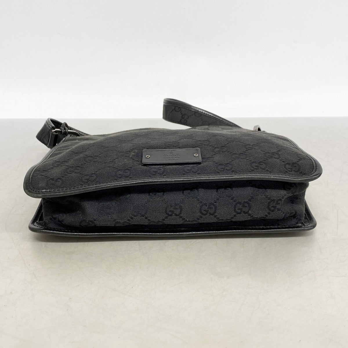 ★最終価格★SALE【6dd5478-k】グッチ ショルダーバッグ GGキャンバス 91762 キャンバス ブラック シルバー金具【中古】レディース