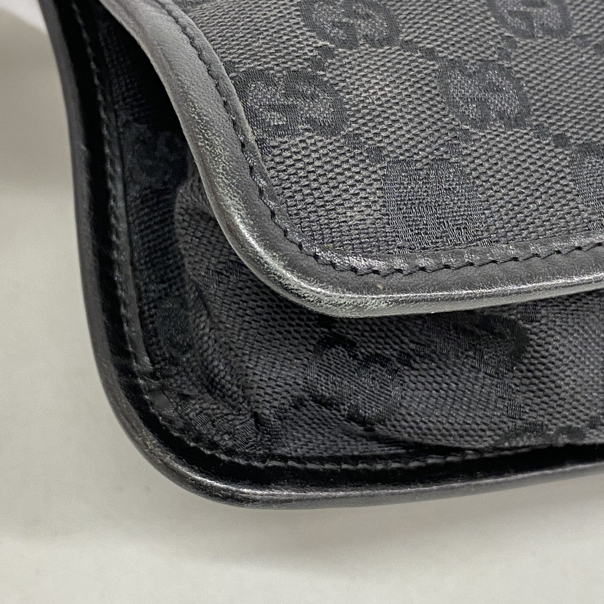 ★最終価格★SALE【6dd5478-k】グッチ ショルダーバッグ GGキャンバス 91762 キャンバス ブラック シルバー金具【中古】レディース