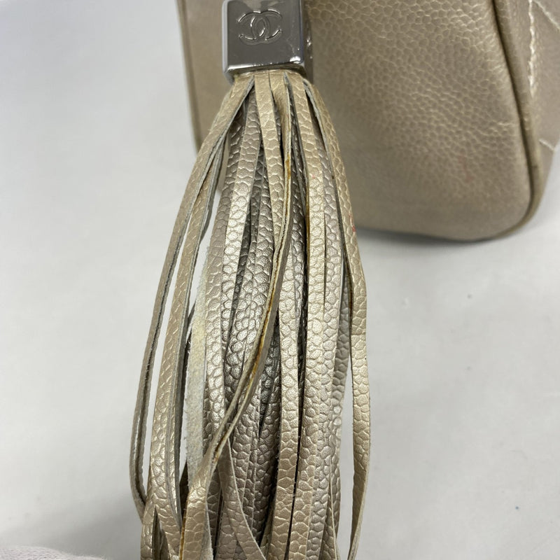 【6de5753-k】シャネル ハンドバッグ マトラッセ フリンジ キャビアスキン ゴールド シルバー金具【中古】レディース