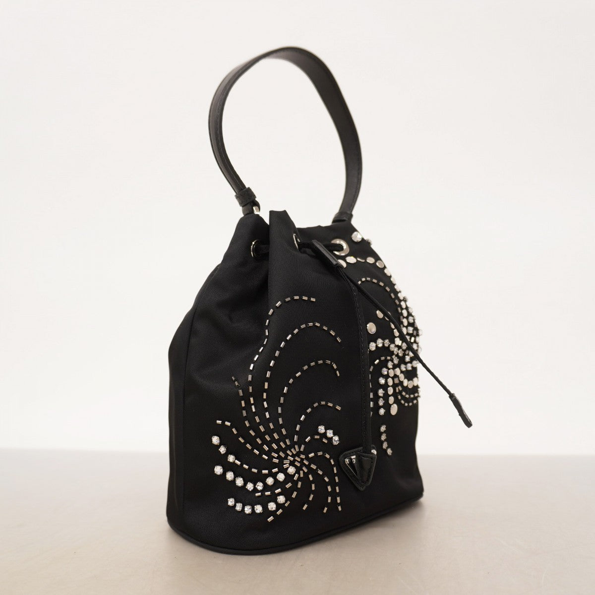 ★最終価格【6de5868-k】プラダ ハンドバッグ ナイロン ブラック シルバー金具 2wayバッグ【中古】レディース