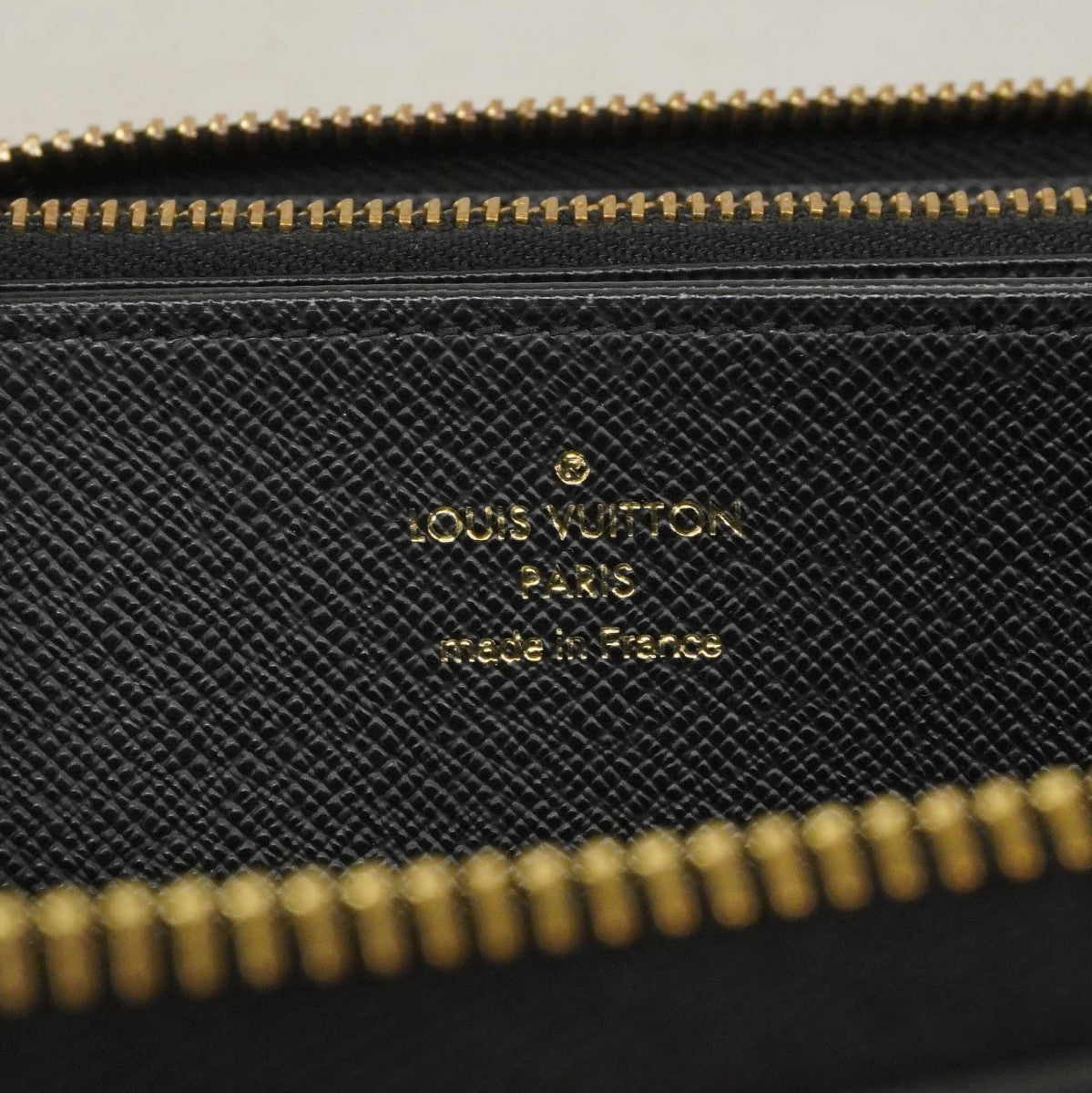 【6de6221-k】ルイヴィトン 長財布 エピ ジッピーウォレット M68755 ノワール【中古】メンズ レディース ユニセックス