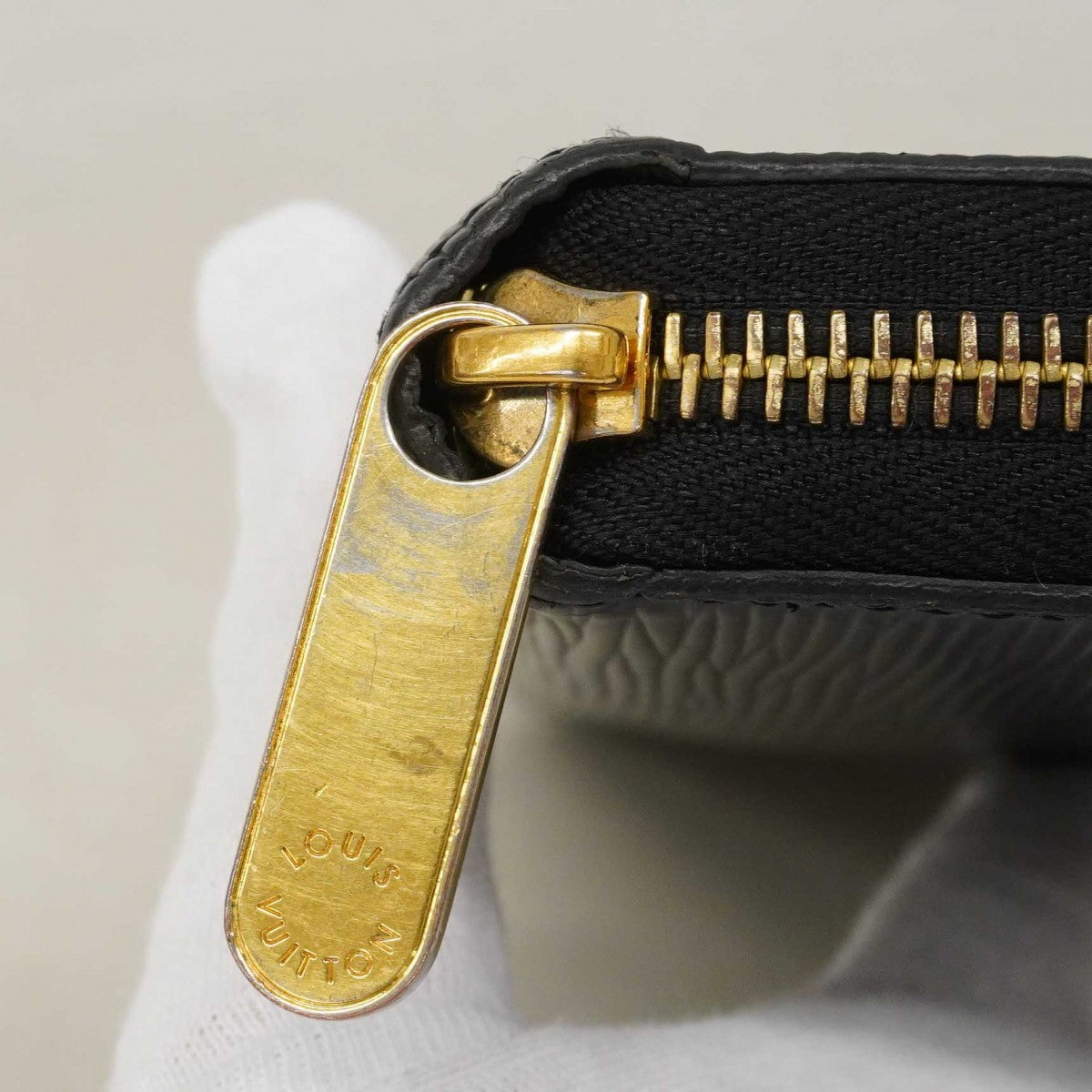 【6de6221-k】ルイヴィトン 長財布 エピ ジッピーウォレット M68755 ノワール【中古】メンズ レディース ユニセックス