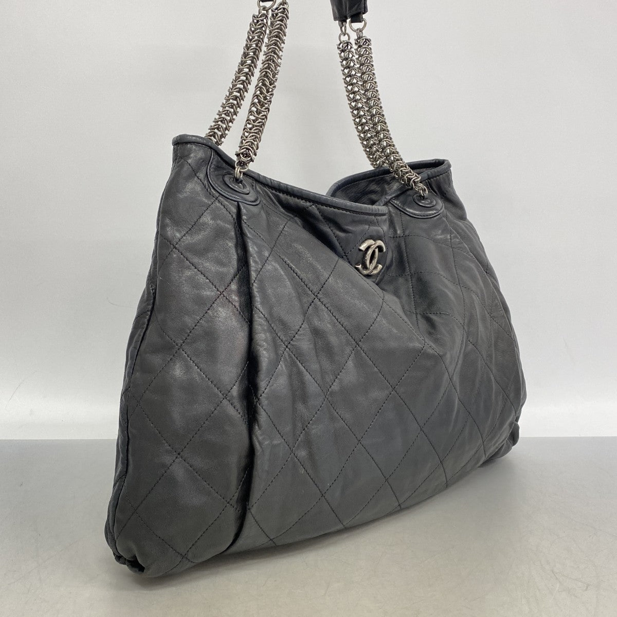 ★SALE【6de6417】シャネル ショルダーバッグ マトラッセ チェーンショルダー ラムスキン ブラック シルバー金具【中古】レディース