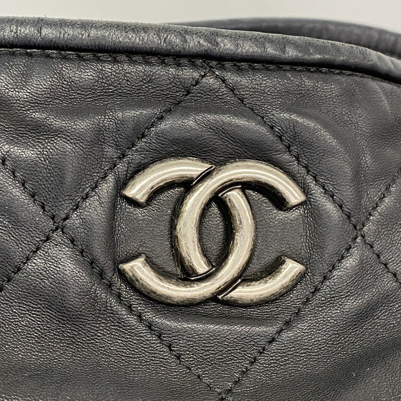 ★SALE【6de6417】シャネル ショルダーバッグ マトラッセ チェーンショルダー ラムスキン ブラック シルバー金具【中古】レディース