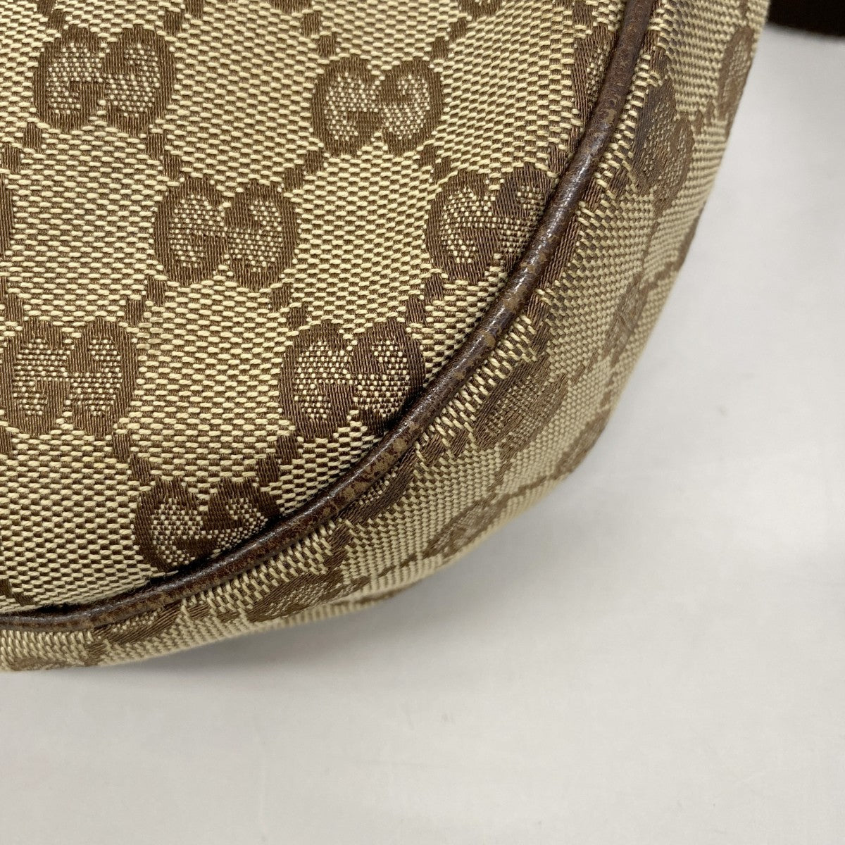 【6eb1072-k】グッチ ショルダーバッグ GGキャンバス 122790 キャンバス ベージュ ブラウン シルバー金具【中古】レディース