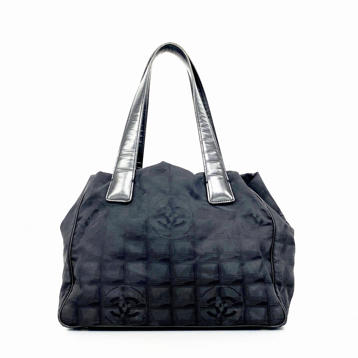 【6eb1094-k】シャネル トートバッグ ニュートラベル ナイロン ブラック シャンパンゴールド金具【中古】レディース