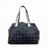 【6eb1094-k】シャネル トートバッグ ニュートラベル ナイロン ブラック シャンパンゴールド金具【中古】レディース