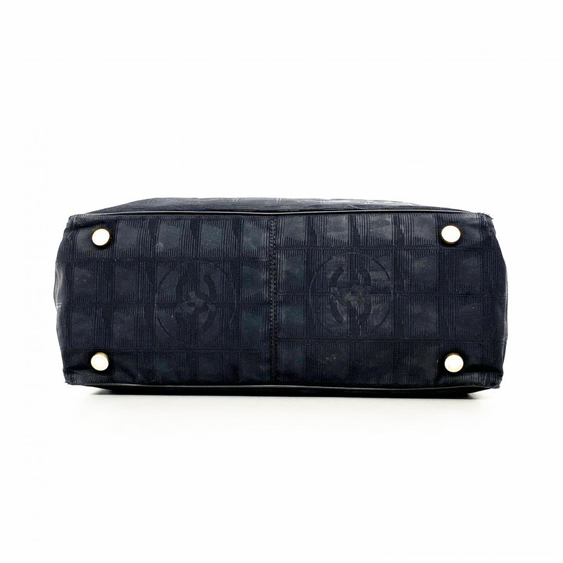【6eb1094-k】シャネル トートバッグ ニュートラベル ナイロン ブラック シャンパンゴールド金具【中古】レディース