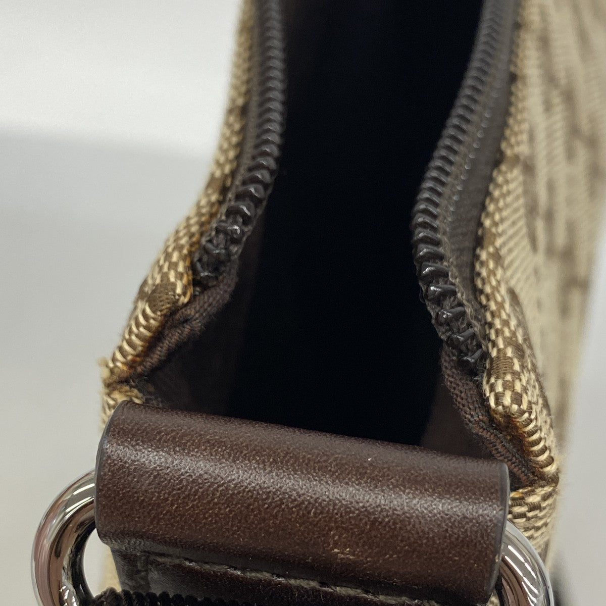 【6eb1354-k】グッチ ショルダーバッグ GGキャンバス 145857 キャンバス ブラウン シルバー金具【中古】レディース