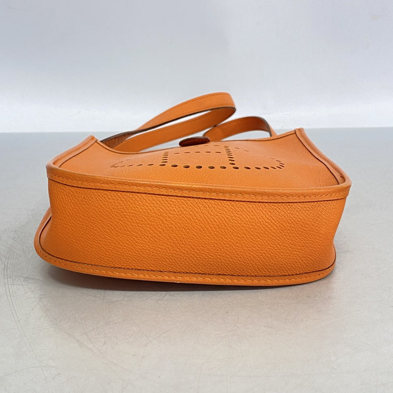 【6eb1760】エルメス ショルダーバッグ エヴリンTPM ヴォーエプソン オレンジ シルバー金具 □H刻印【中古】レディース