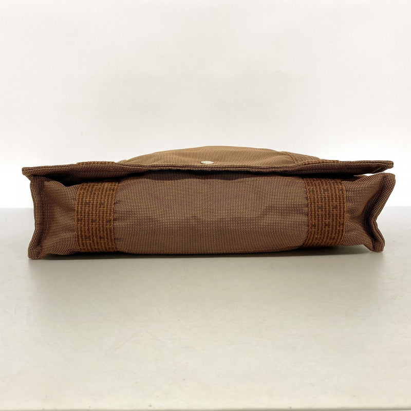【6ec2148-k】エルメス ショルダーバッグ エールラインバサスMM キャンバス ブラウン シルバー金具【中古】メンズ レディース ユニセックス