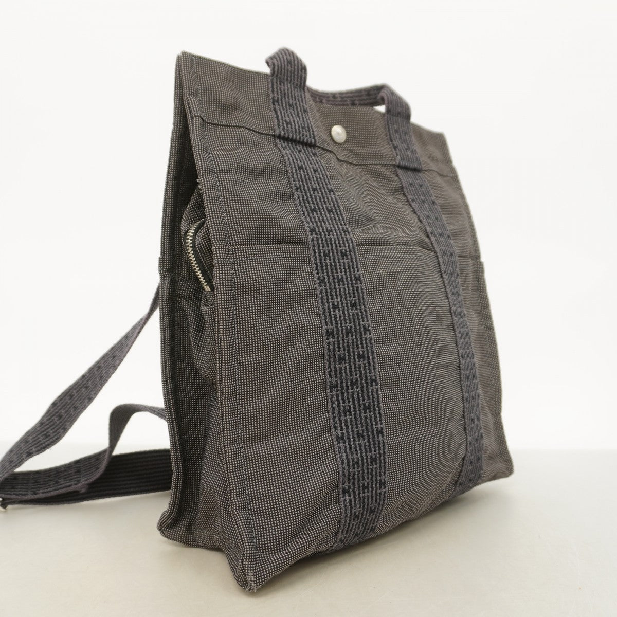【6ed3751】エルメス リュック・デイパック エールライン アドMM キャンバス グレー シルバー金具【中古】レディース