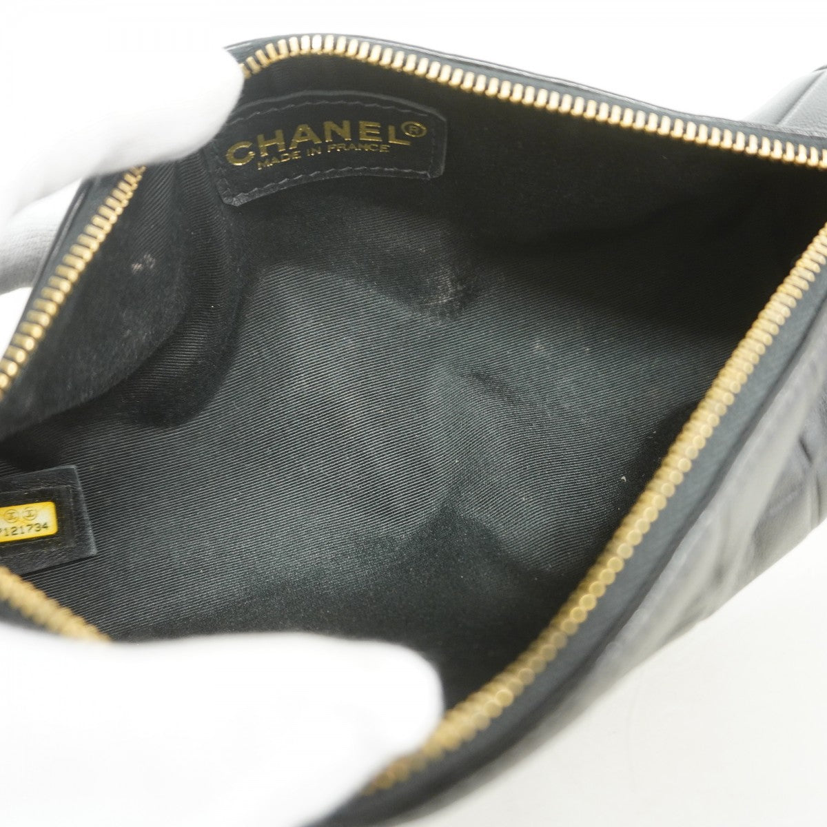 【6ed4014-k】シャネル ペンケース チョコバー ラムスキン ブラック ゴールド金具【中古】レディース