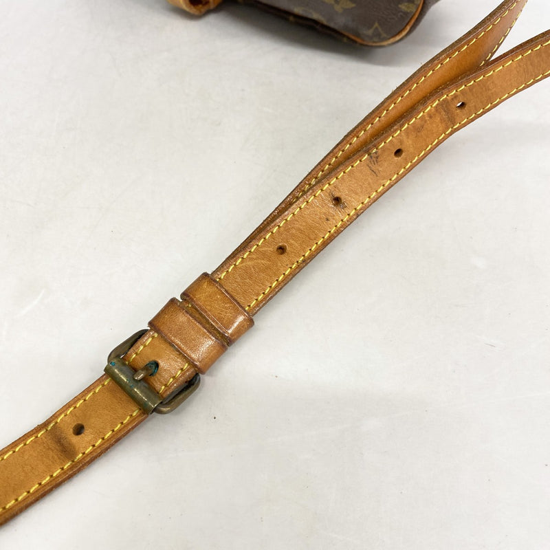 【6ed4236】ルイヴィトン ショルダーバッグ モノグラム ソミュール30 M42256 ブラウン【中古】レディース