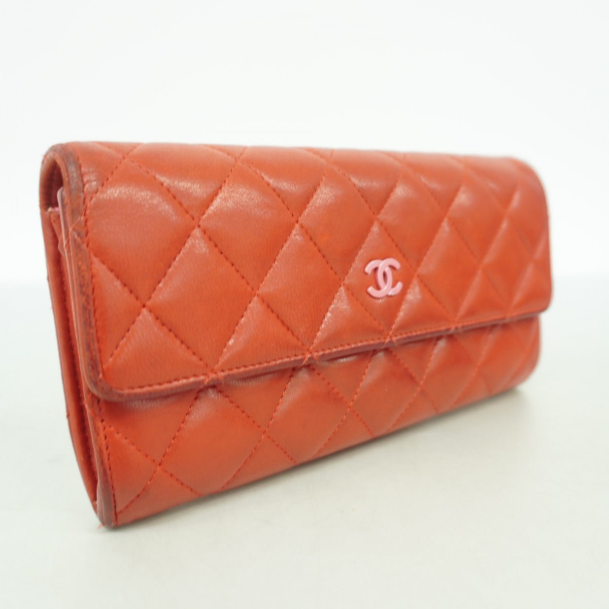 【6ed4352-k】シャネル 長財布 マトラッセ ラムスキン レッド シルバー金具【中古】レディース