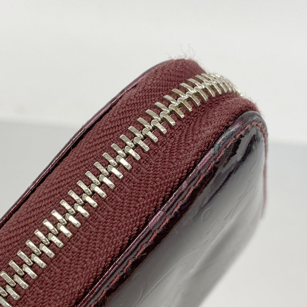 【6ed4482】クリスチャンディオール 長財布 エナメル ボルドー シルバー金具【中古】レディース