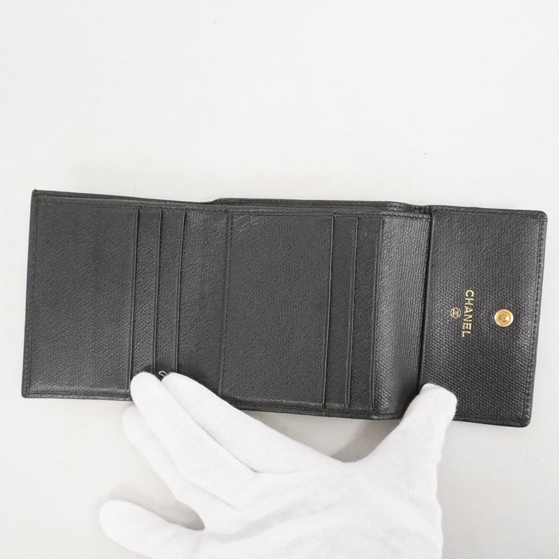 【6ed4777】シャネル 三つ折り財布 ココボタン レザー ブラック シャンパンゴールド金具【中古】レディース