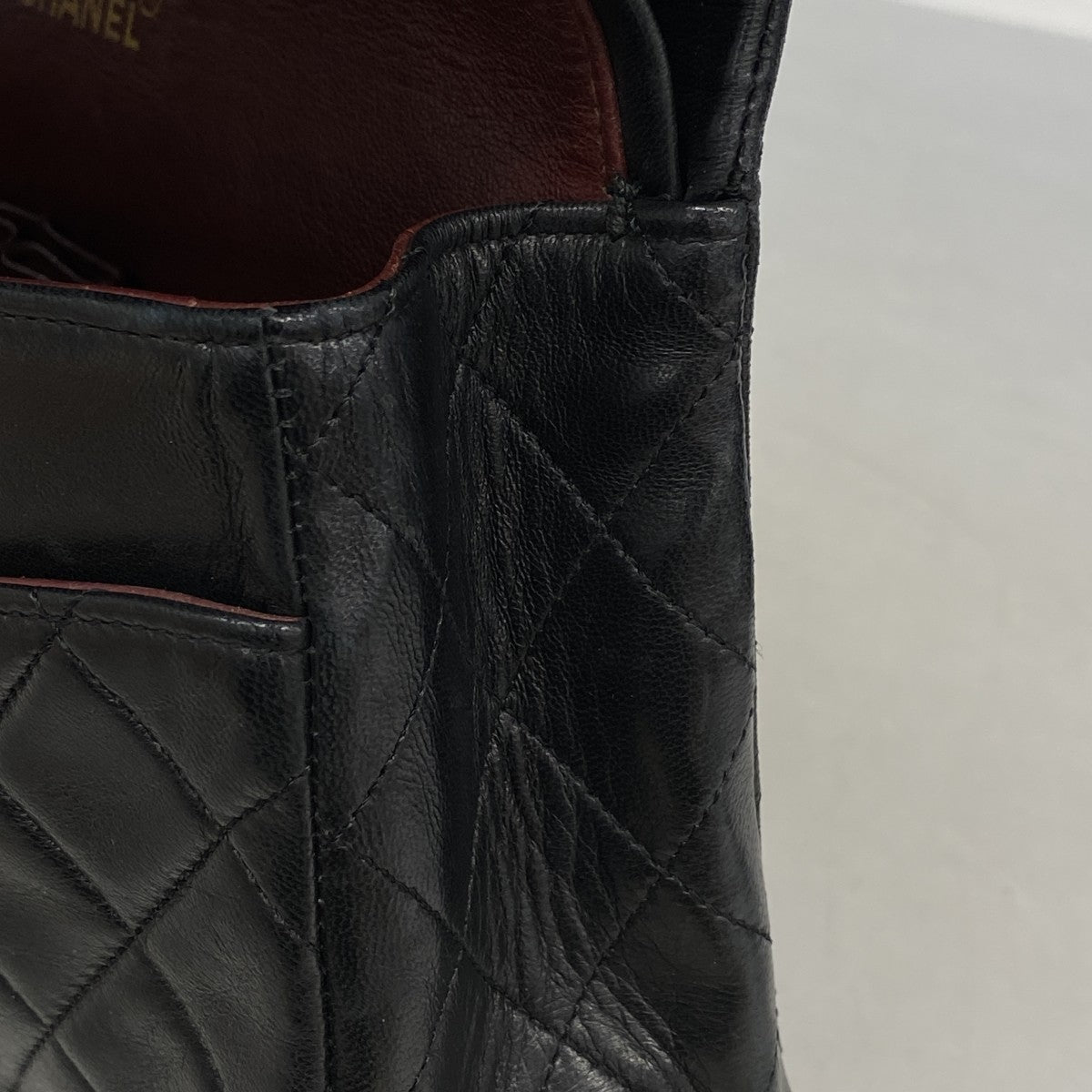 【6ee4982】シャネル ショルダーバッグ マトラッセ Wフラップ Wチェーン ラムスキン ブラック ゴールド金具【中古】レディース