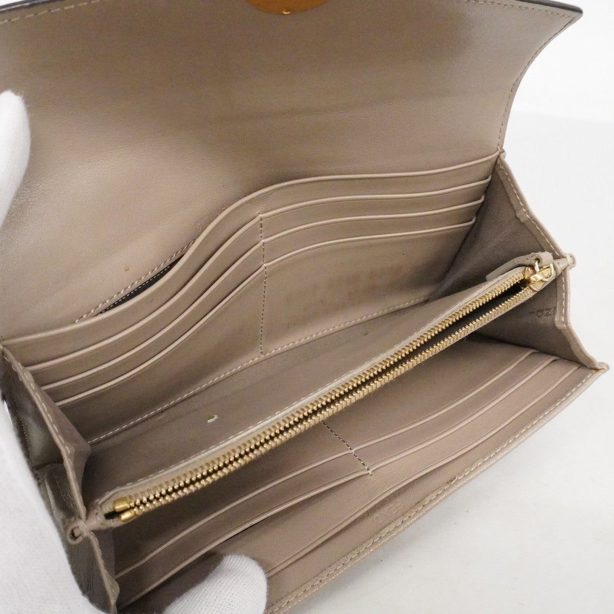 【6ee5379】フェンディ 長財布 レザー グレージュ ゴールド金具【中古】レディース