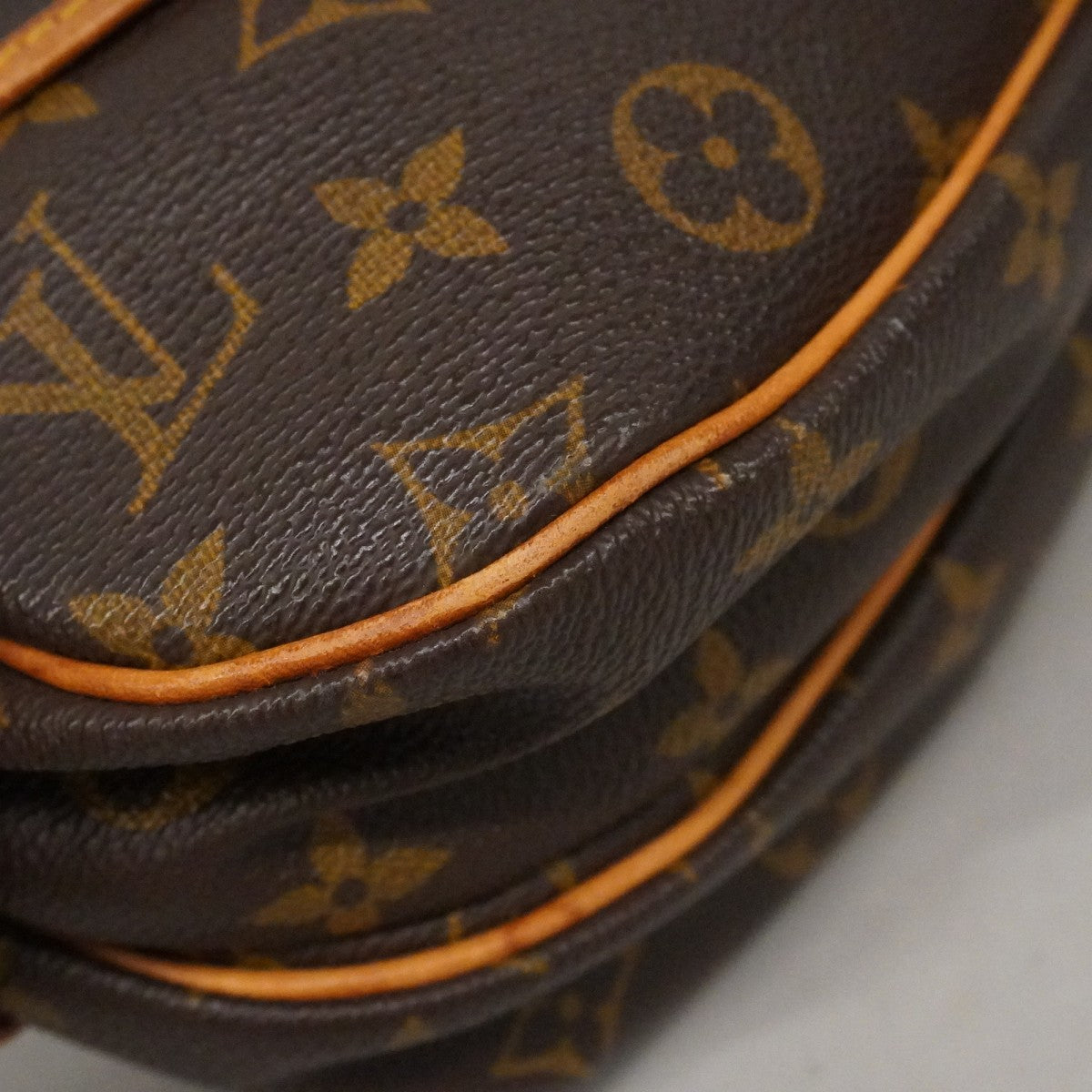 【6ee5486】ルイヴィトン ショルダーバッグ モノグラム ソミュール30 M42256 ブラウン【中古】レディース