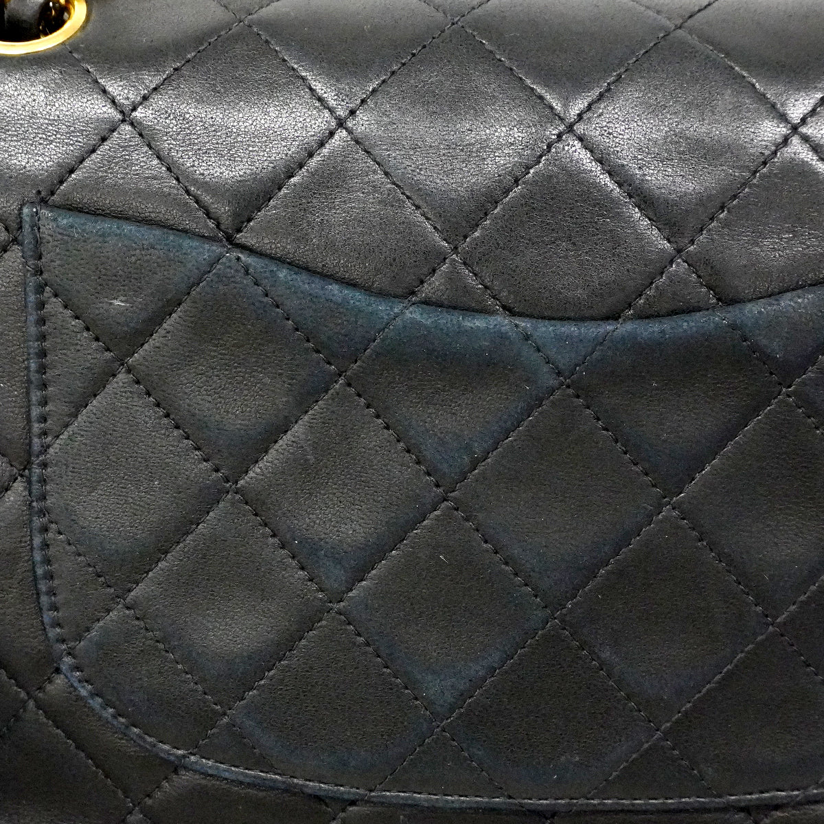【6ee5578】シャネル ショルダーバッグ マトラッセ Wフラップ Wチェーン ラムスキン ブラック ゴールド金具【中古】レディース