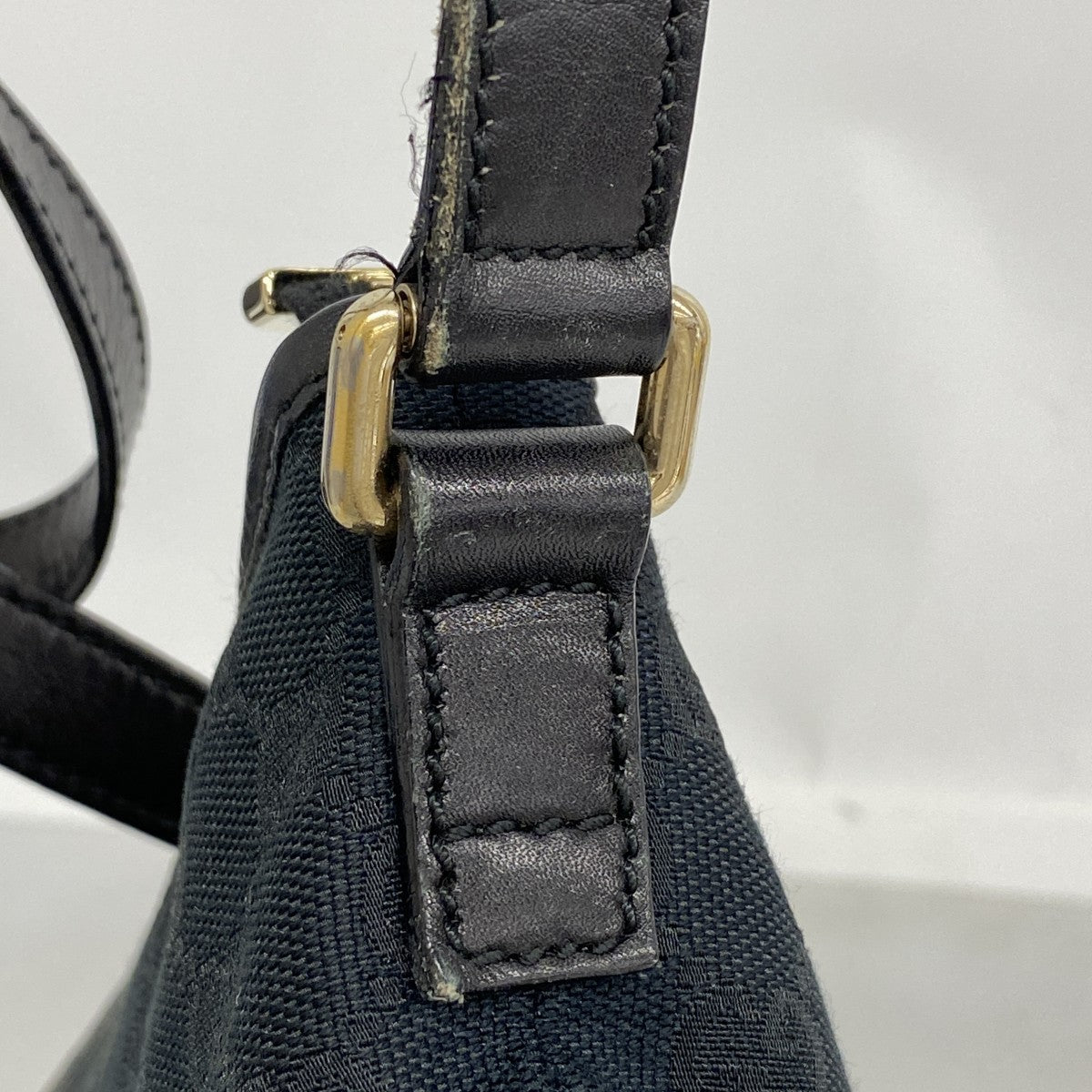 【6ee5598】グッチ ショルダーバッグ GGキャンバス 169998 キャンバス ブラック ゴールド金具【中古】レディース