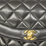 【6ee5661】シャネル ショルダーバッグ ダイアナ チェーンショルダー ラムスキン ブラック ゴールド金具【中古】レディース
