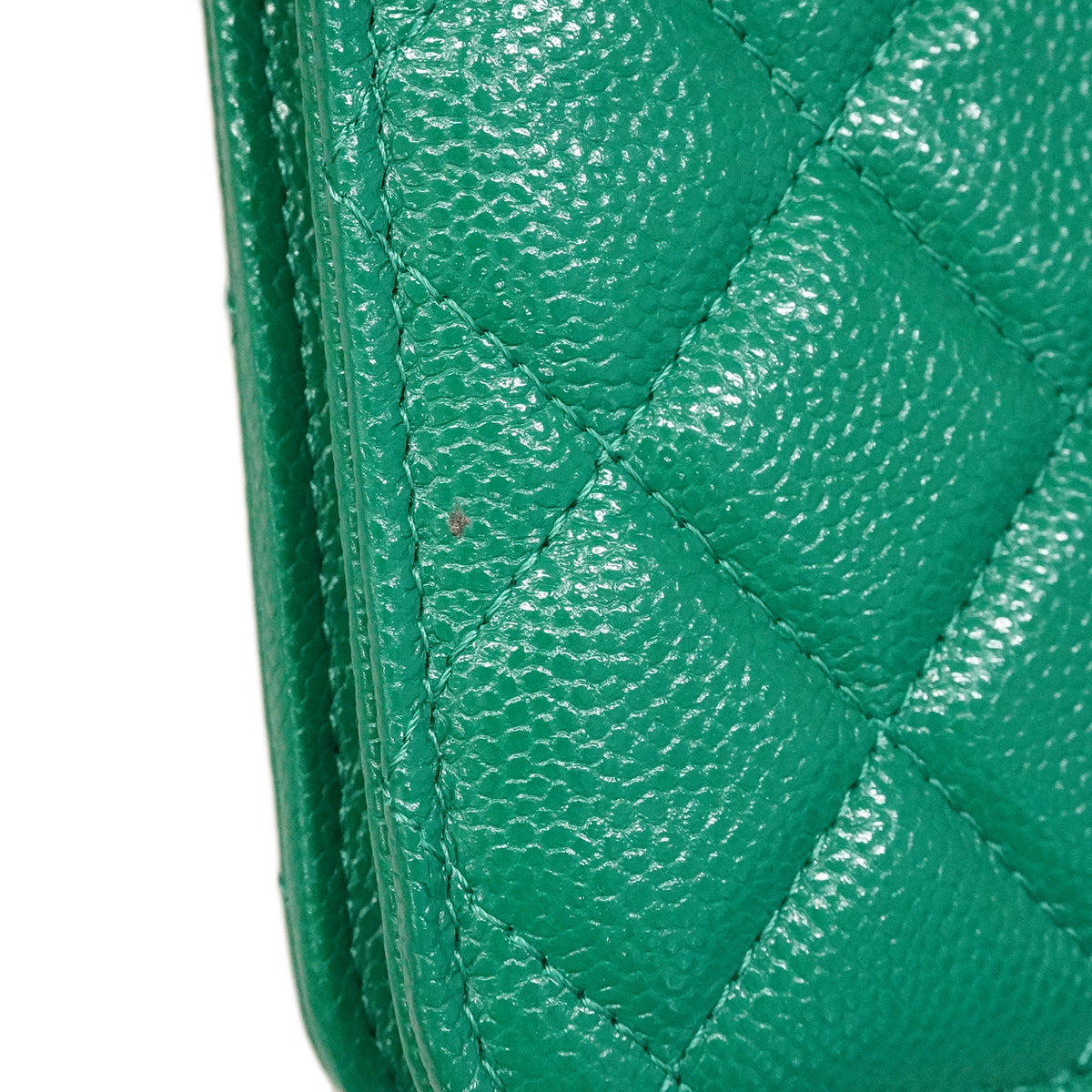 【6ee5690-k】シャネル ショルダーウォレット マトラッセ チェーンショルダー キャビアスキン グリーン シルバー金具【中古】レディース
