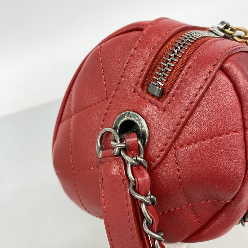 【6ee5791-k】シャネル ショルダーバッグ マトラッセ チェーンショルダー ラムスキン レッド ゴールド/シルバー金具【中古】レディース