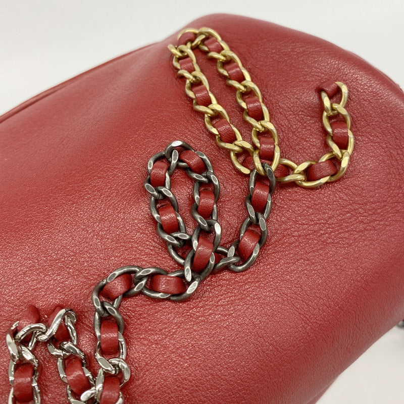 【6ee5791-k】シャネル ショルダーバッグ マトラッセ チェーンショルダー ラムスキン レッド ゴールド/シルバー金具【中古】レディース
