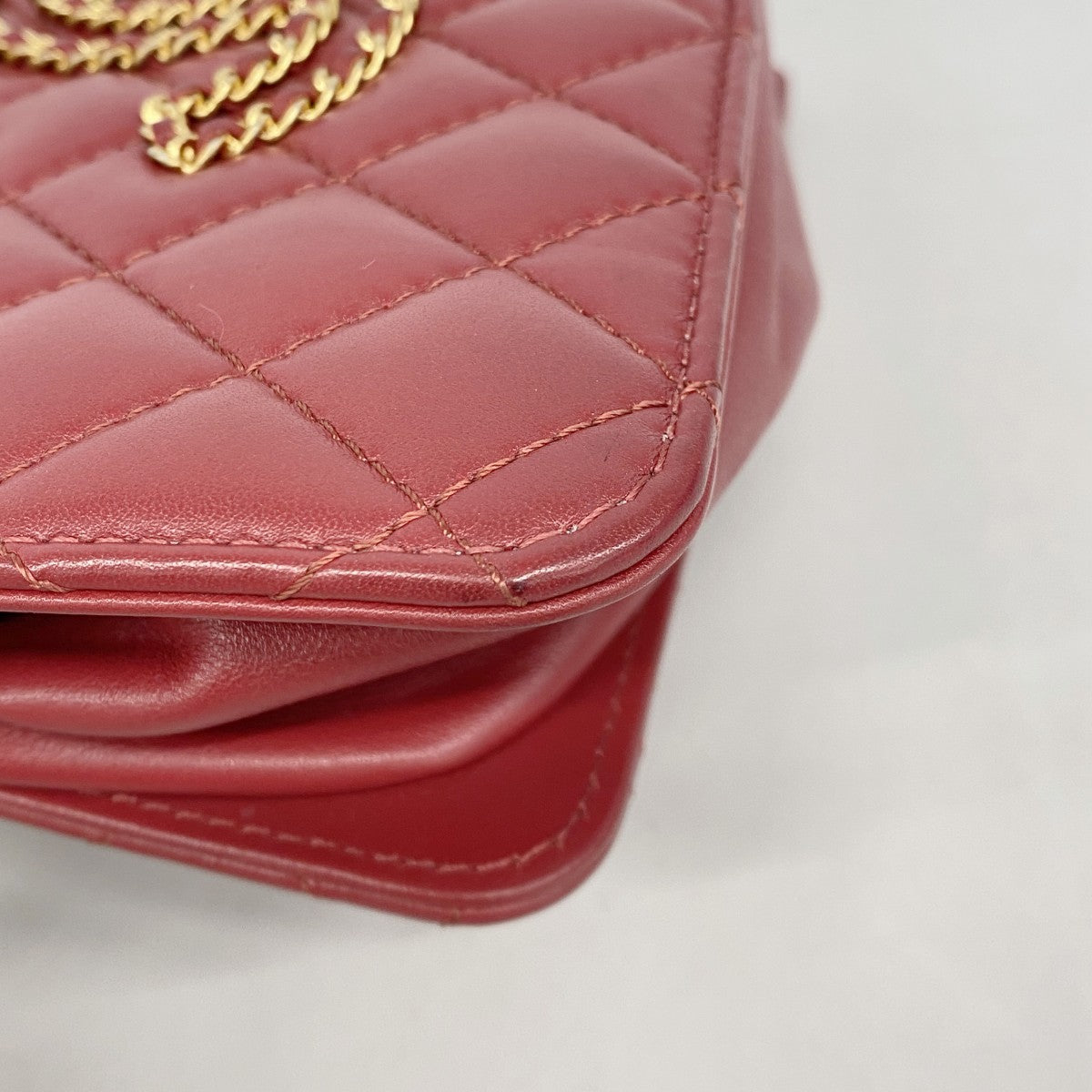 【6ee5792-k】シャネル ショルダーバッグ マトラッセ チェーンショルダー ラムスキン レッド ゴールド金具【中古】レディース