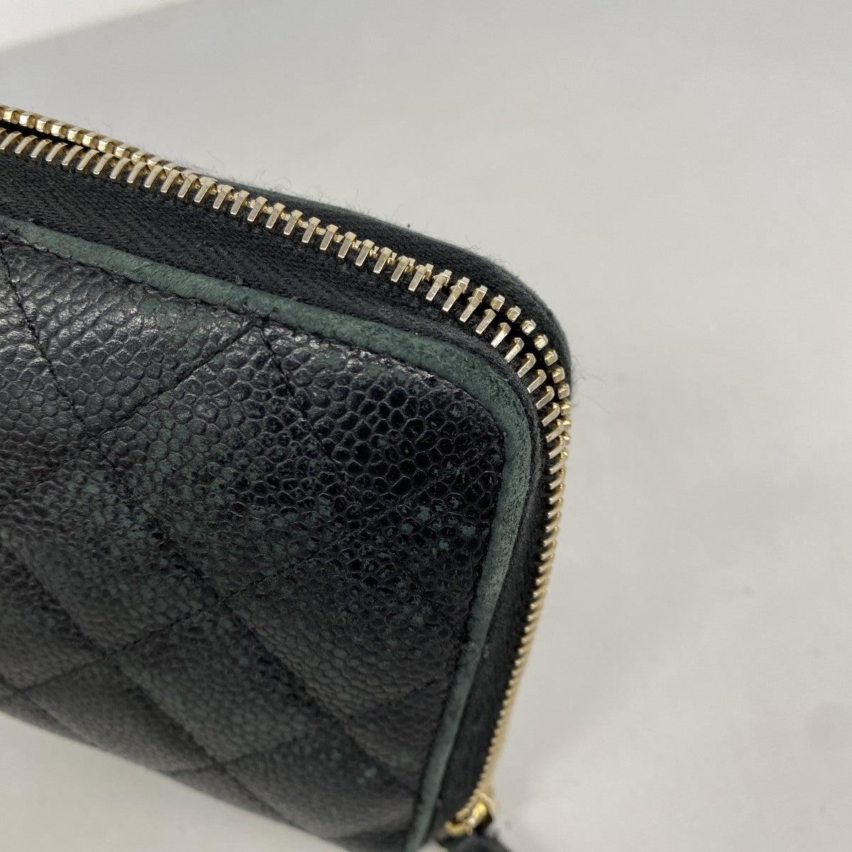 【6ee5801-k】シャネル 長財布 マトラッセ キャビアスキン ブラック ゴールド金具【中古】メンズ レディース ユニセックス