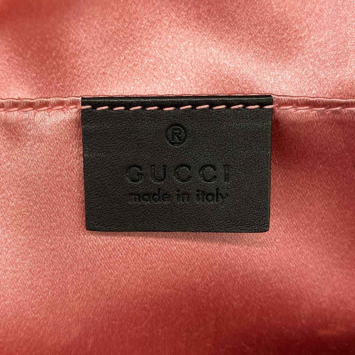 【6ee5894-k】グッチ リュック・デイパック GGマーモント 524568 ベルベット ブラック ゴールド金具【中古】レディース