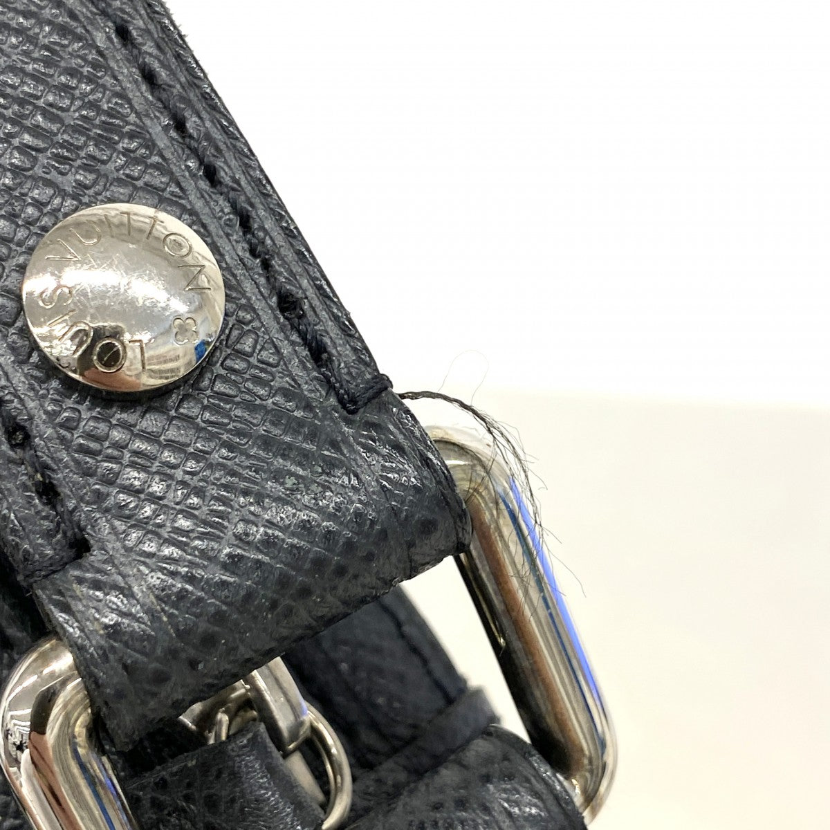 【6ee5899-k】ルイヴィトン ショルダーバッグ タイガ ディミトリ M32462 アルドワーズ【中古】メンズ