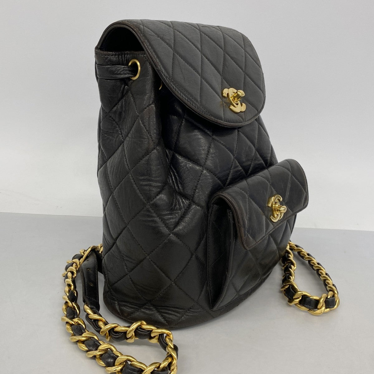 【6ee5915-k】シャネル リュック・デイパック マトラッセ ラムスキン ブラック ゴールド金具【中古】レディース