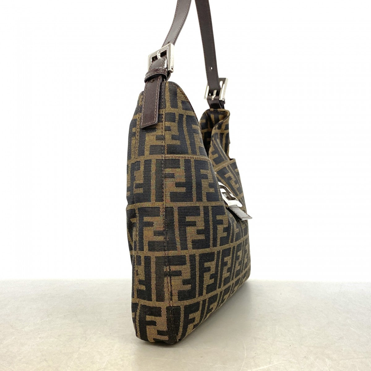 【6ee5928】フェンディ ハンドバッグ ズッカ ナイロンキャンバス ブラウン シルバー金具【中古】レディース