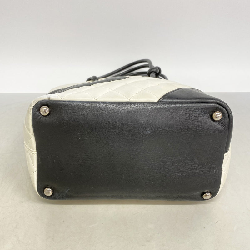 【6ee5962-k】シャネル トートバッグ カンボン ラムスキン ホワイト シルバー金具【中古】レディース