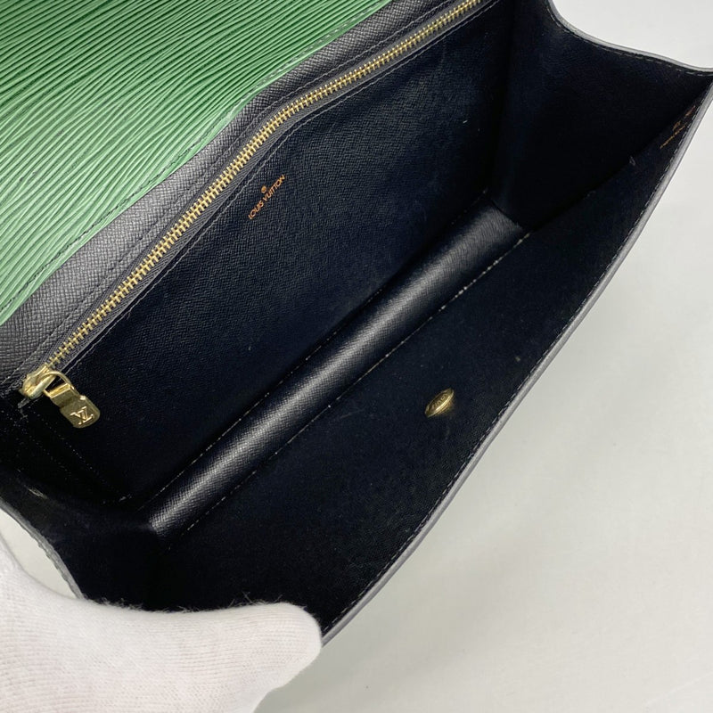 【6ee5999-k】ルイヴィトン クラッチバッグ エピ モンテーニュ27 M52654 ボルネオグリーン【中古】メンズ レディース ユニセックス