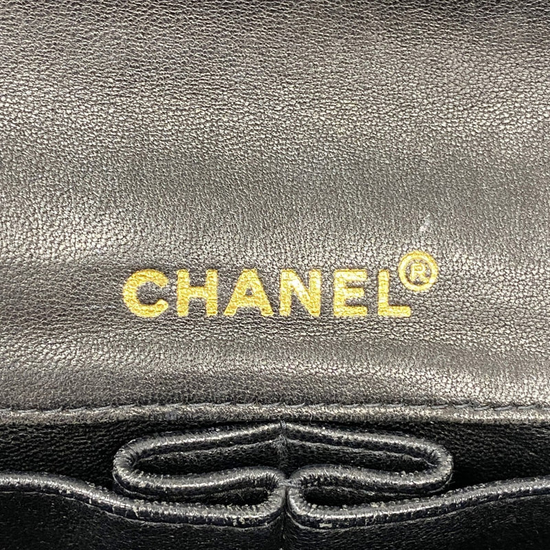 【6ee6044-k】シャネル ショルダーバッグ チョコバー チェーンショルダー ラムスキン ブラック ゴールド金具【中古】レディース