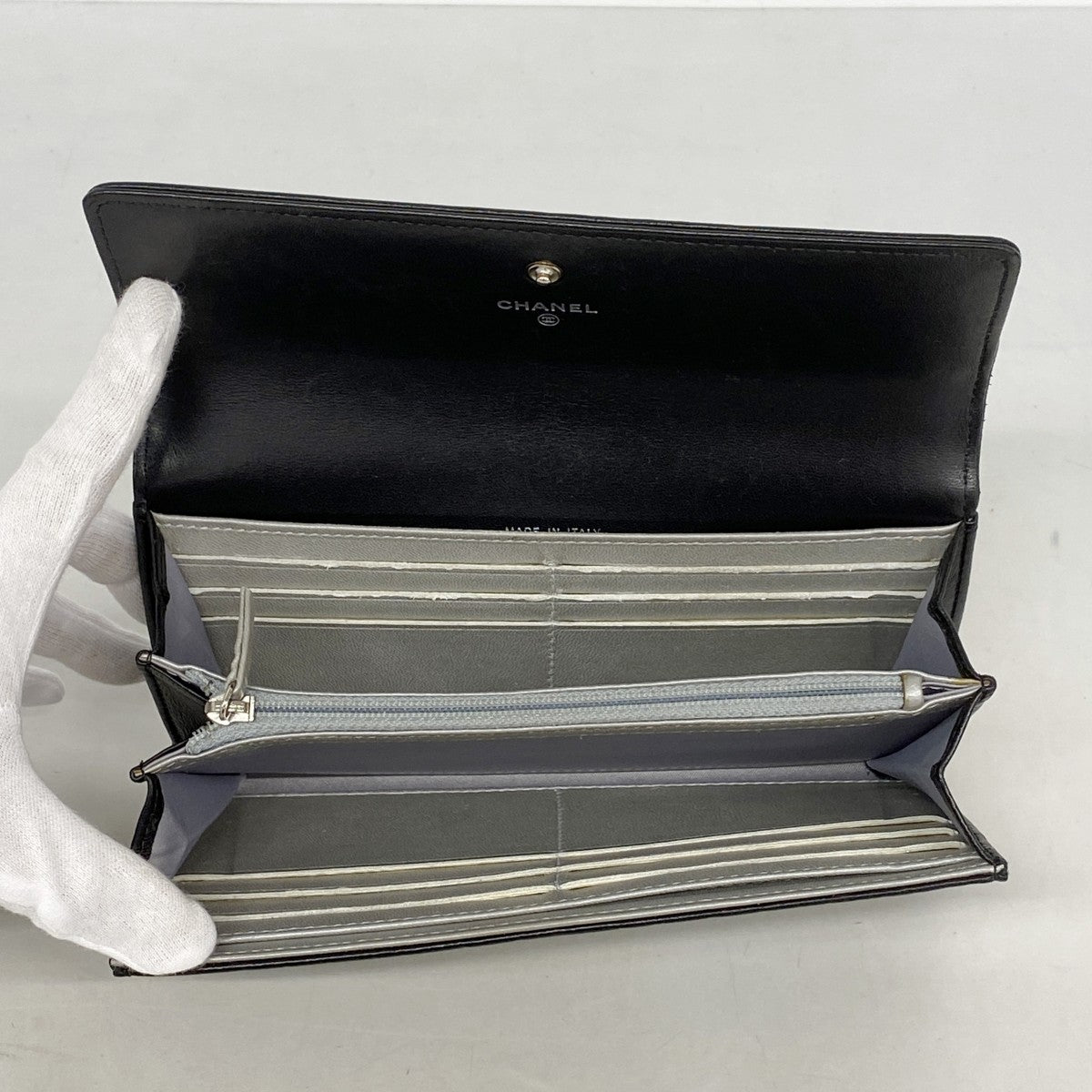 【6ee6045-k】シャネル 長財布 カメリア ラムスキン ブラック シルバー金具【中古】レディース