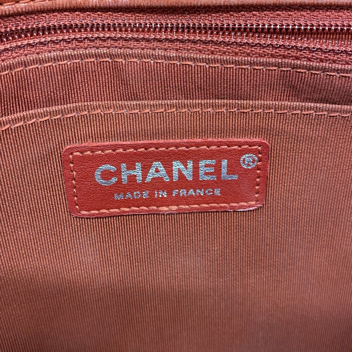 ★SALE【6ee6169-k】シャネル ショルダーバッグ Wチェーン シェブロン/ライオン ラムスキン レッド シルバー金具【中古】レディース