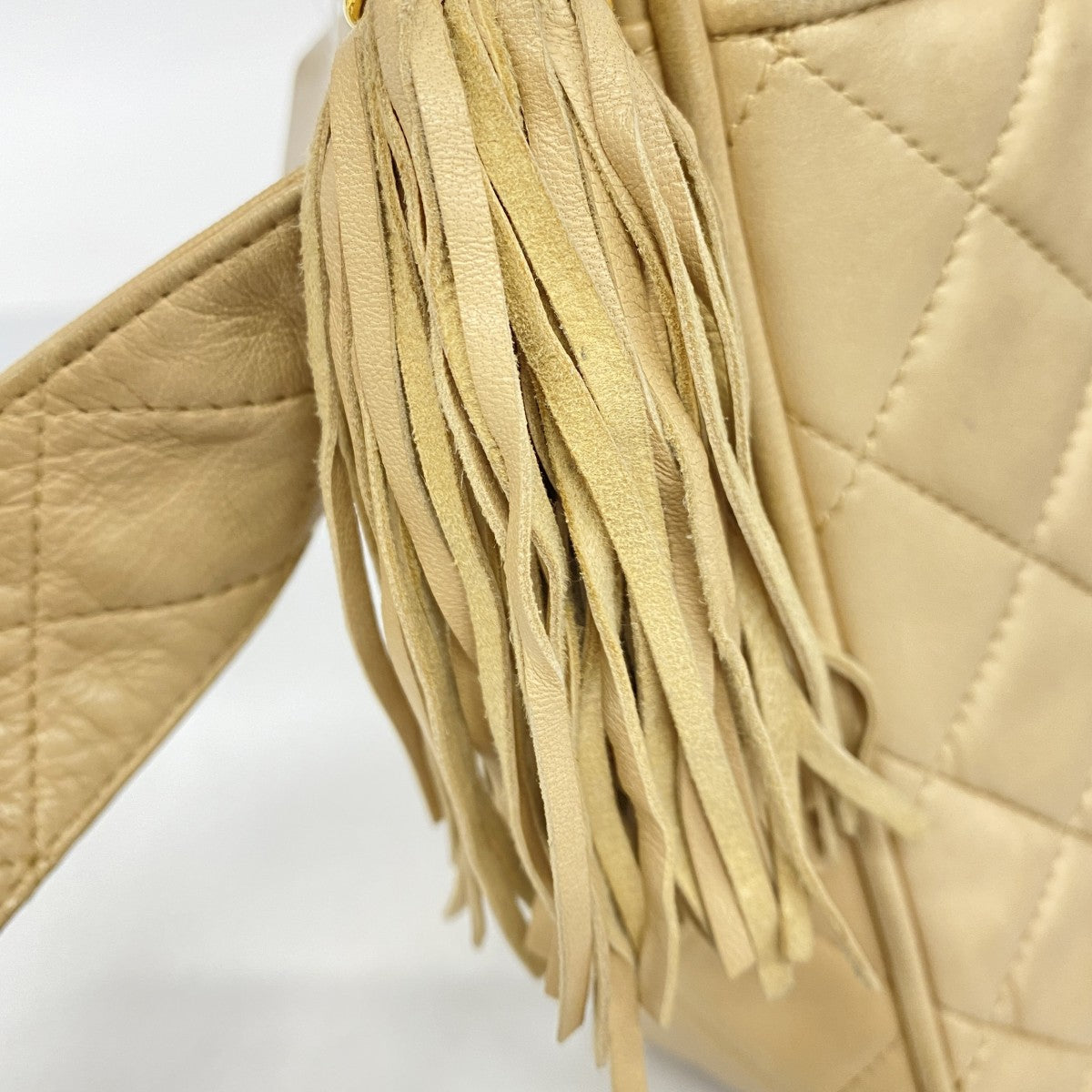 【6ee6170-k】シャネル ショルダーバッグ マトラッセ フリンジショルダー ラムスキン ベージュ ゴールド金具【中古】レディース